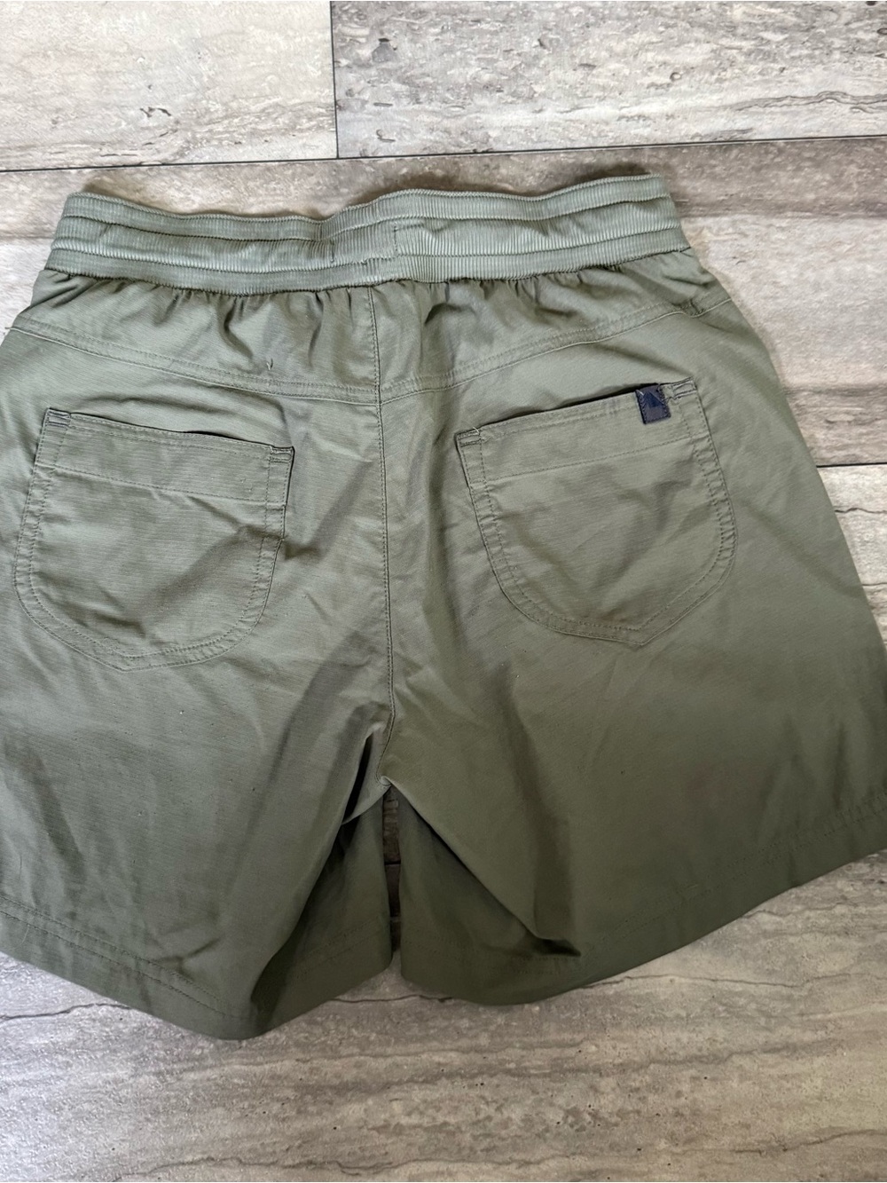 L.L. Bean Women’s Vista Camp Athletic Shorts - Picture 2 of 6
